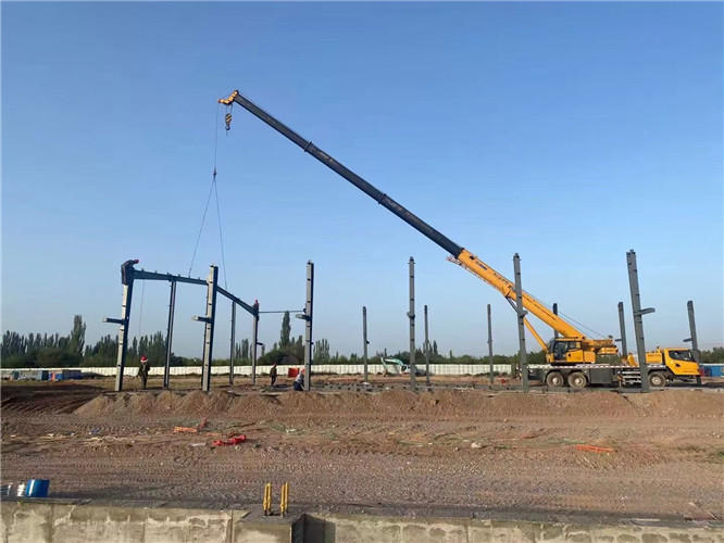 新兴县夜间、节假日作业是否有加价？加价比例多少？